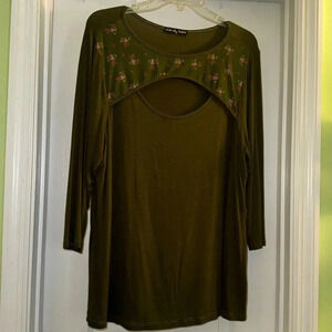 Kim & Cami Long Sleeve Top